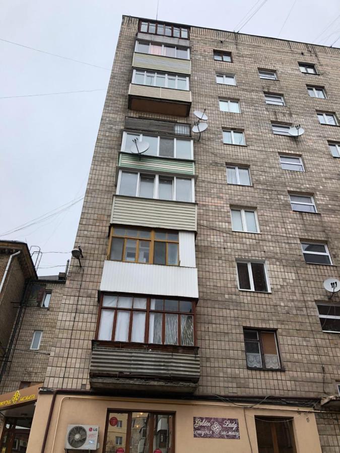 Luxflats Rivne Apartment ภายนอก รูปภาพ
